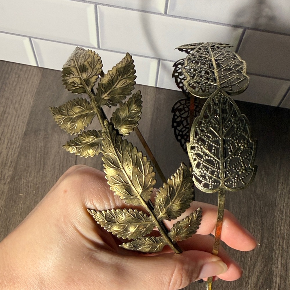 🚨 Gold Leaf Hair Accessories